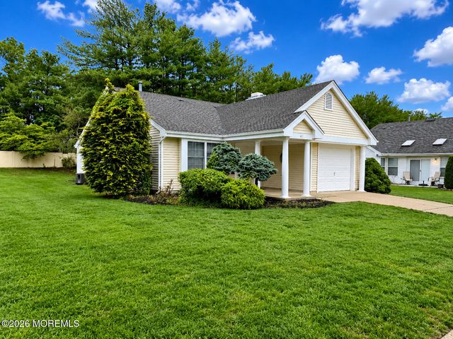 102 Cardigan Court, Manchester, NJ 08759