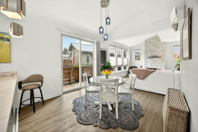 100 Dunn Circle, Ashland, OR 97520