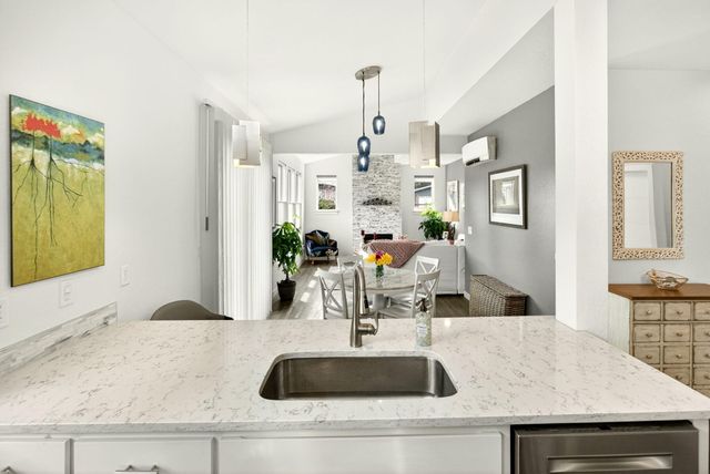 100 Dunn Circle, Ashland, OR 97520