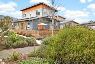 100 Dunn Circle, Ashland, OR 97520