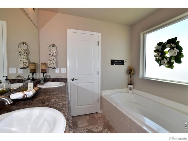 4885 Grapevine Way, Johnstown, CO 80534