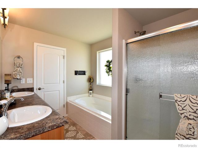 4885 Grapevine Way, Johnstown, CO 80534