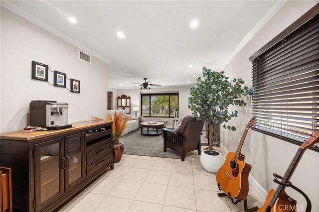 5909 Old Wheeler, La Verne, CA 91750