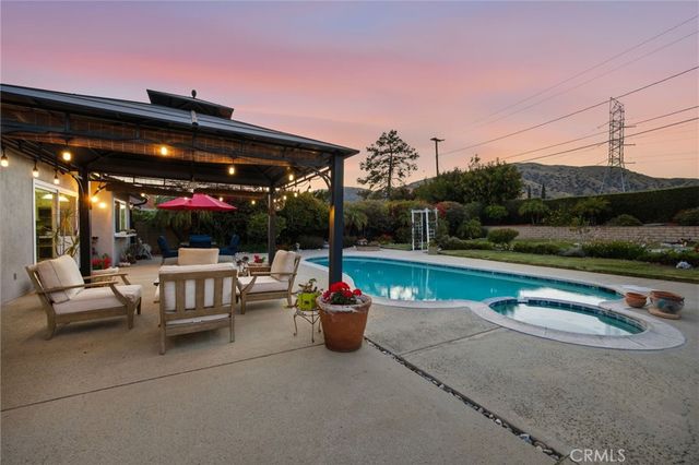 5909 Old Wheeler, La Verne, CA 91750