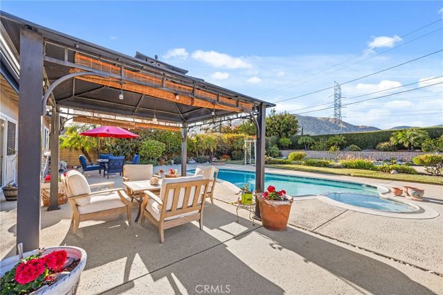 5909 Old Wheeler, La Verne, CA 91750