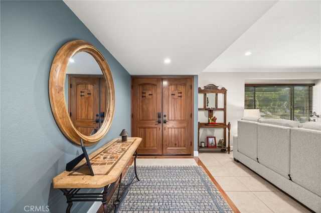 5909 Old Wheeler, La Verne, CA 91750