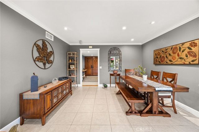 5909 Old Wheeler, La Verne, CA 91750