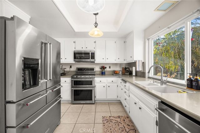 5909 Old Wheeler, La Verne, CA 91750