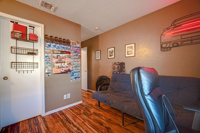 4909 Oak Bluff, Mesquite, TX 75150