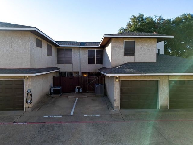 4909 Oak Bluff, Mesquite, TX 75150
