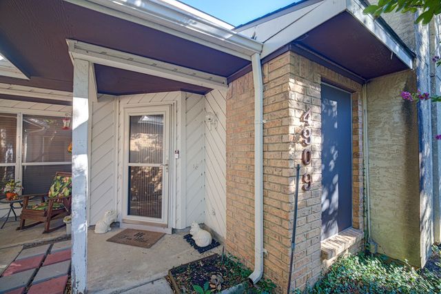 4909 Oak Bluff, Mesquite, TX 75150