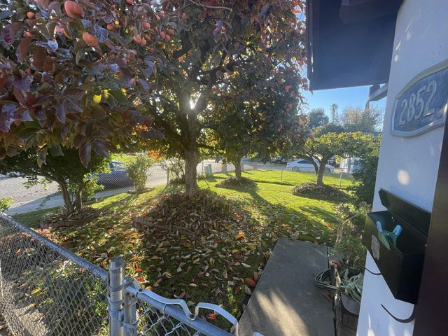 2852 Rascommon Way, Sacramento, CA 95827