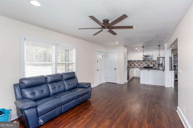 3237 Gus Robinson Road, Powder Springs, GA 30127
