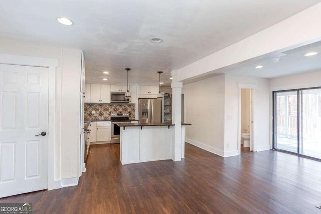 3237 Gus Robinson Road, Powder Springs, GA 30127