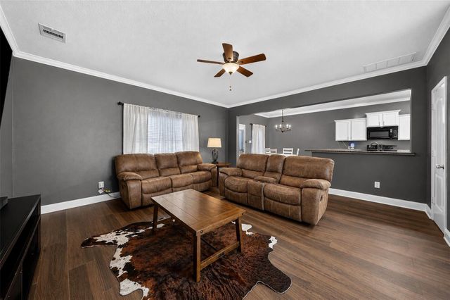 27008 Del Rio Trail W, Magnolia, TX 77355