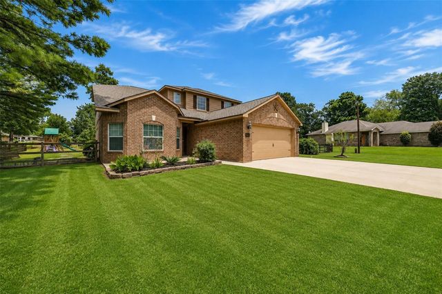 27008 Del Rio Trail W, Magnolia, TX 77355