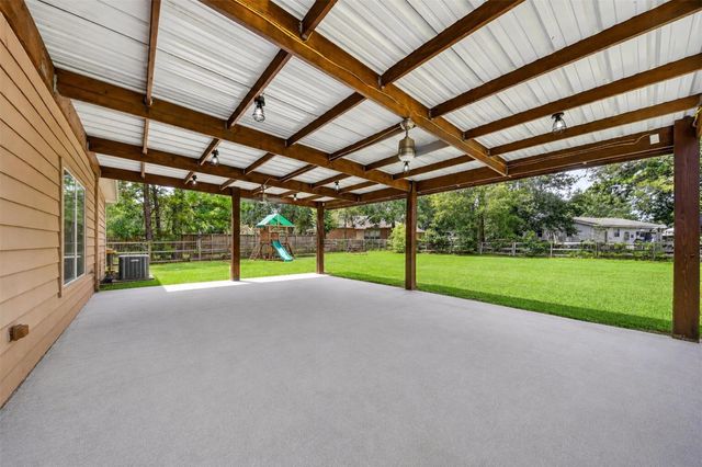 27008 Del Rio Trail W, Magnolia, TX 77355