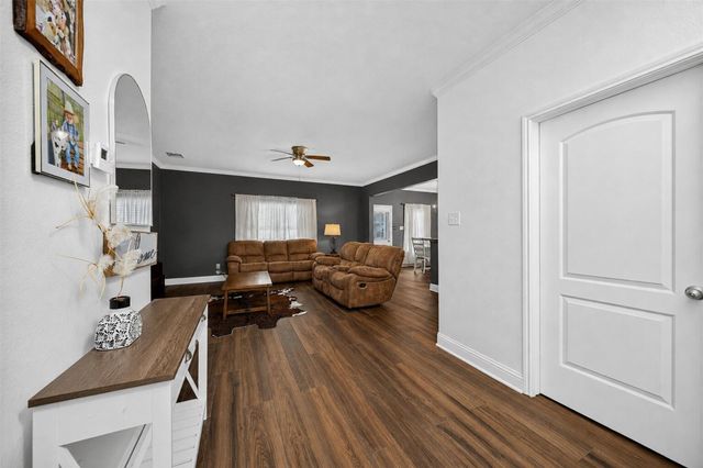 27008 Del Rio Trail W, Magnolia, TX 77355