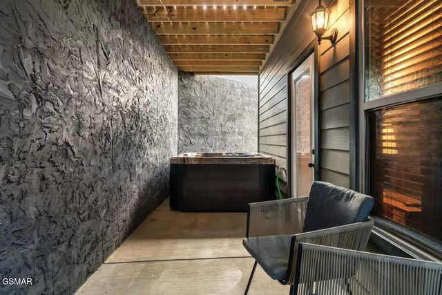 1654 Veterans Blvd Unit 14, Sevierville, TN 37876