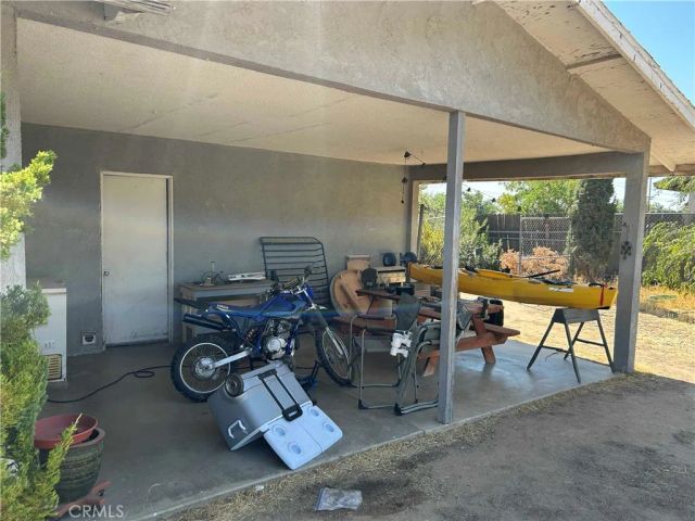 9922 Victor Avenue, Hesperia, CA 92345