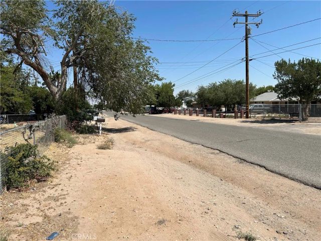 9922 Victor Avenue, Hesperia, CA 92345