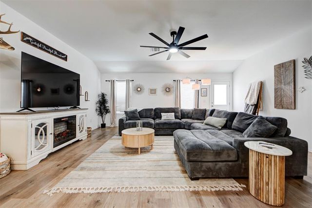 31108 Blackberry Ridge, Mcloud, OK 74851