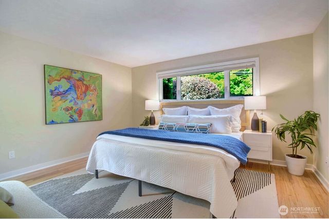 4030 26th Avenue W, Seattle, WA 98199