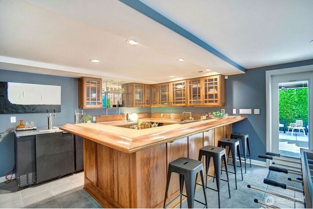 4030 26th Avenue W, Seattle, WA 98199