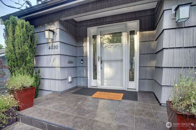 4030 26th Avenue W, Seattle, WA 98199