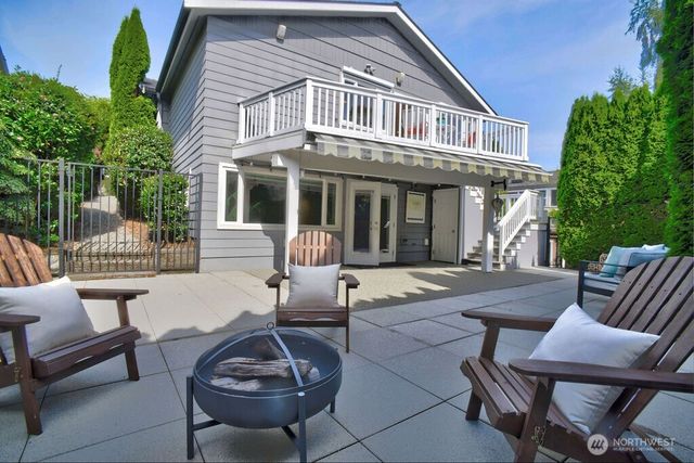 4030 26th Avenue W, Seattle, WA 98199