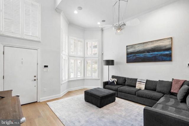 615-15 S 17TH ST, Philadelphia, PA 19146