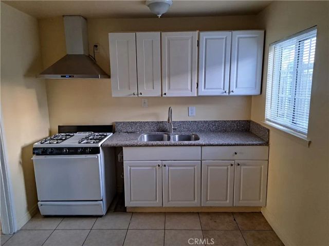 1206 S Palm, Anaheim, CA 92805