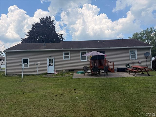 5716 Williamson Parkway, Cicero, NY 13039