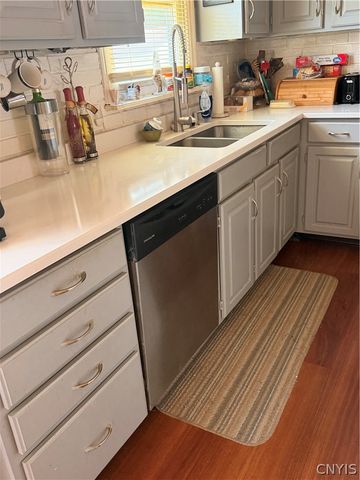 5716 Williamson Parkway, Cicero, NY 13039