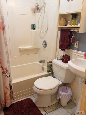5716 Williamson Parkway, Cicero, NY 13039