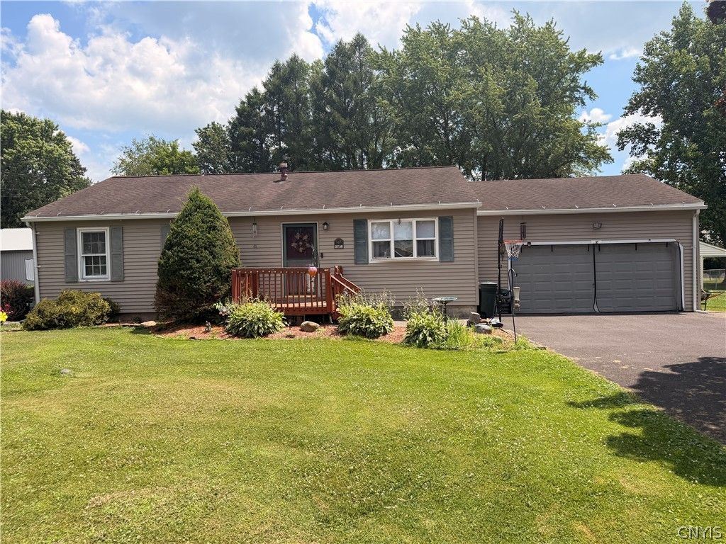 5716 Williamson Parkway, Cicero, NY 13039