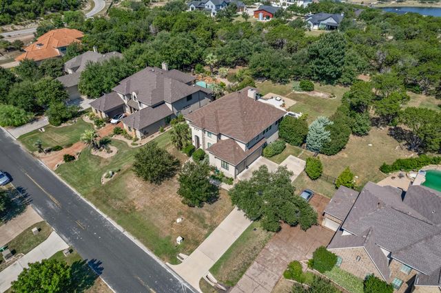 2300 Lakehurst RD, Spicewood, TX 78669