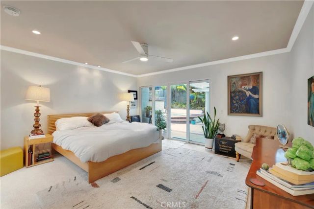 17164 Edgewater Lane, Huntington Beach, CA 92649