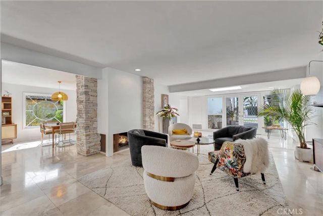 17164 Edgewater Lane, Huntington Beach, CA 92649