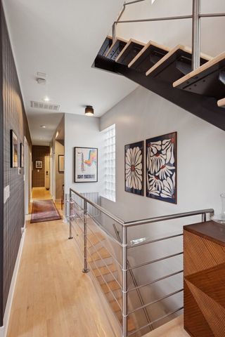 856 N Winchester Avenue 3, Chicago, IL 60622