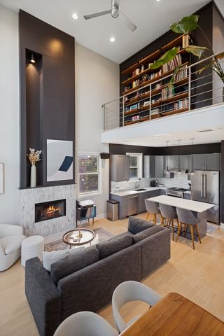 856 N Winchester Avenue 3, Chicago, IL 60622