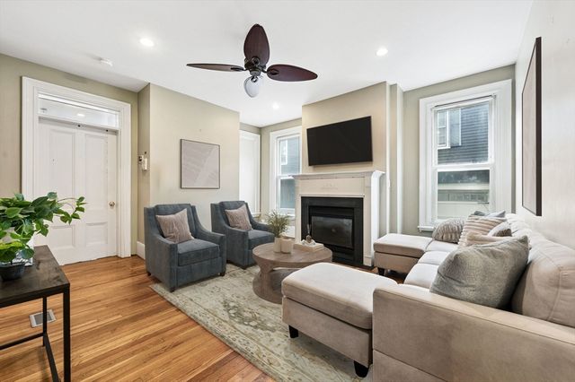 271 K St 1, Boston, MA 02127