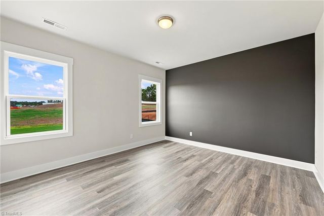 9241 Stoney River Lane, Kernersville, NC 27284