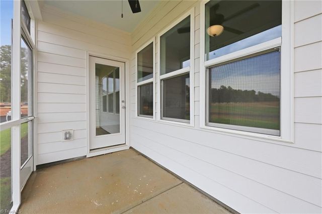 9241 Stoney River Lane, Kernersville, NC 27284