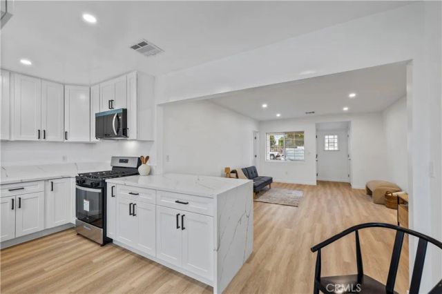 13279 Pierce Street, Pacoima, CA 91331