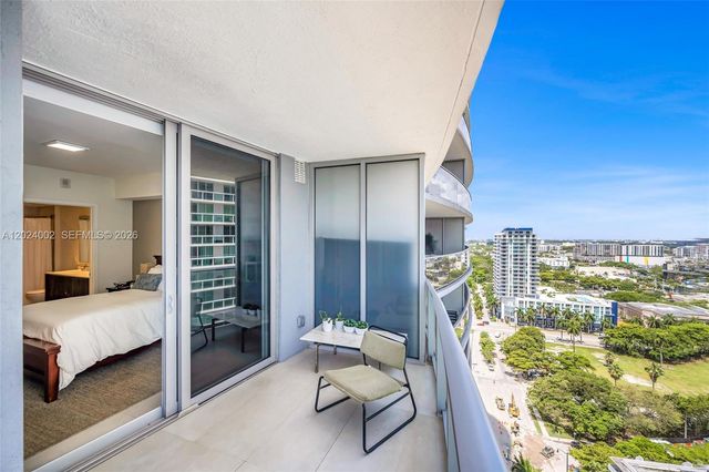488 NE 18th St 2011, Miami, FL 33132