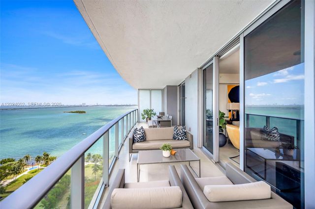 488 NE 18th St 2011, Miami, FL 33132