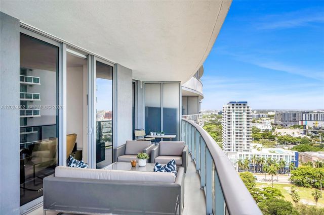 488 NE 18th St 2011, Miami, FL 33132