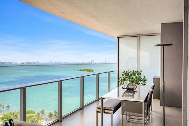 488 NE 18th St 2011, Miami, FL 33132