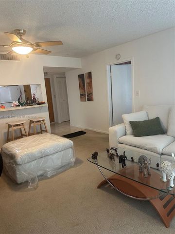 7601 E Treasure Drive 610, North Bay Village, FL 33141